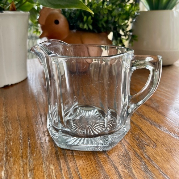 MID CENTURY MODERN, CLEAR, PRESSED GLASS CREAMER - Picture 1 of 11